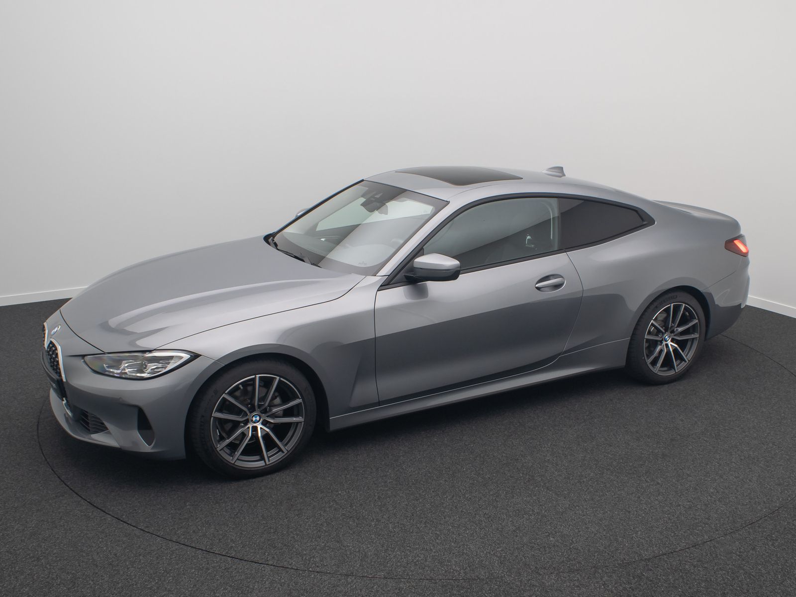 Fahrzeugabbildung BMW 420d Coup&eacute; Alarm HiFi DAB Sport Glasdach 18Zoll