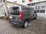 Fiat Doblo SX Maxi Kasten, 1.6l, Navi - graue Fiat Doblo