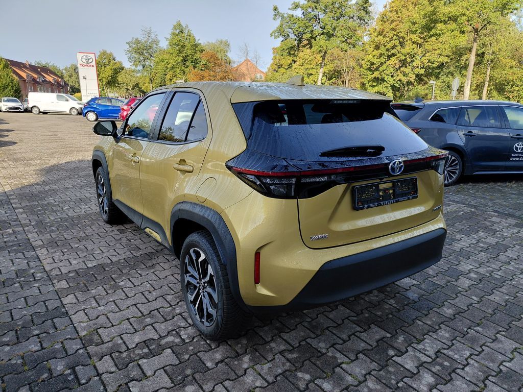 Toyota Yaris Cross Hybrid 1.5 VVT-i Team Deutschland imagem 3