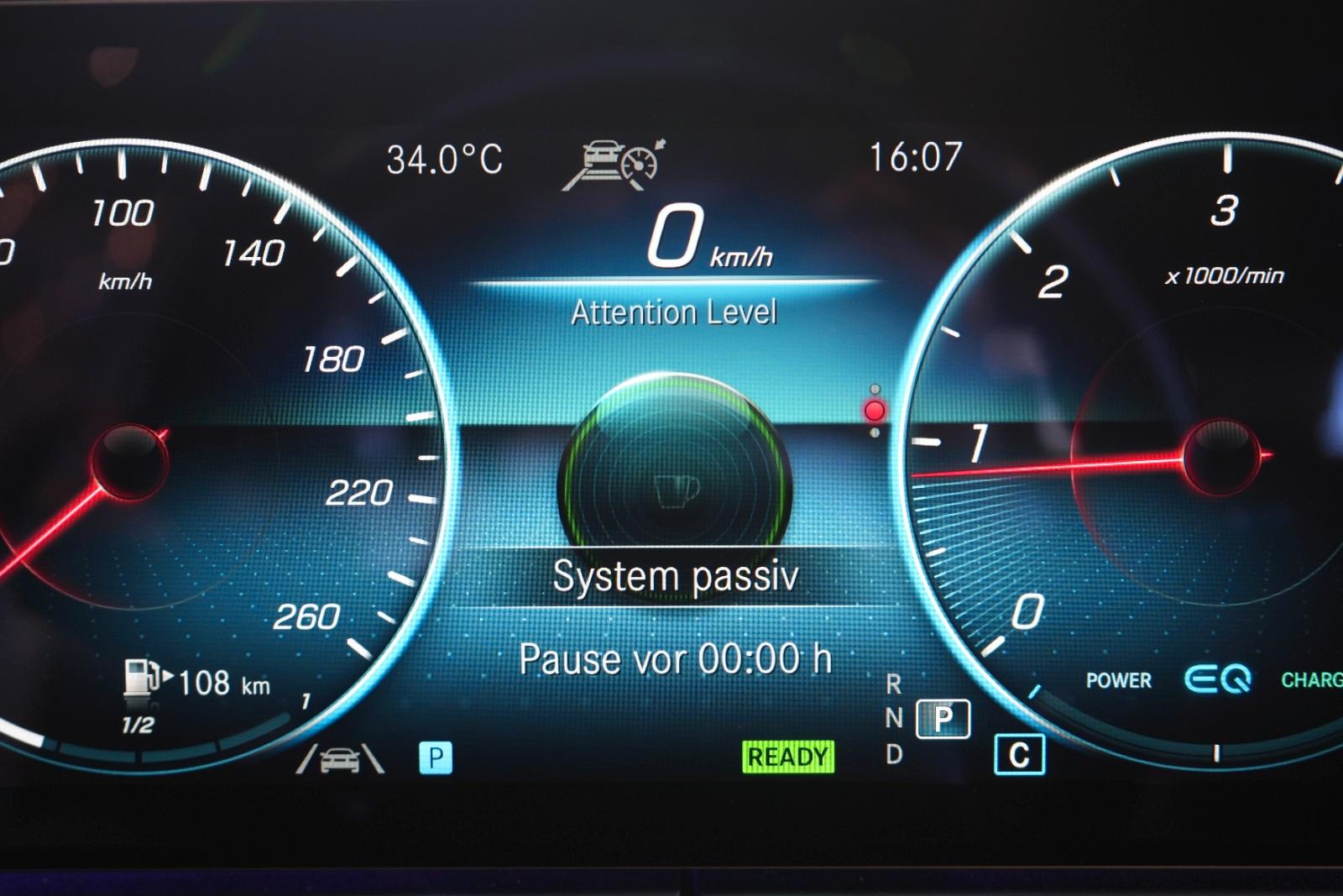 Mercedes-Benz E 300 T d 4Matic AMG-LINE *LEDER BRAUN|PANO*