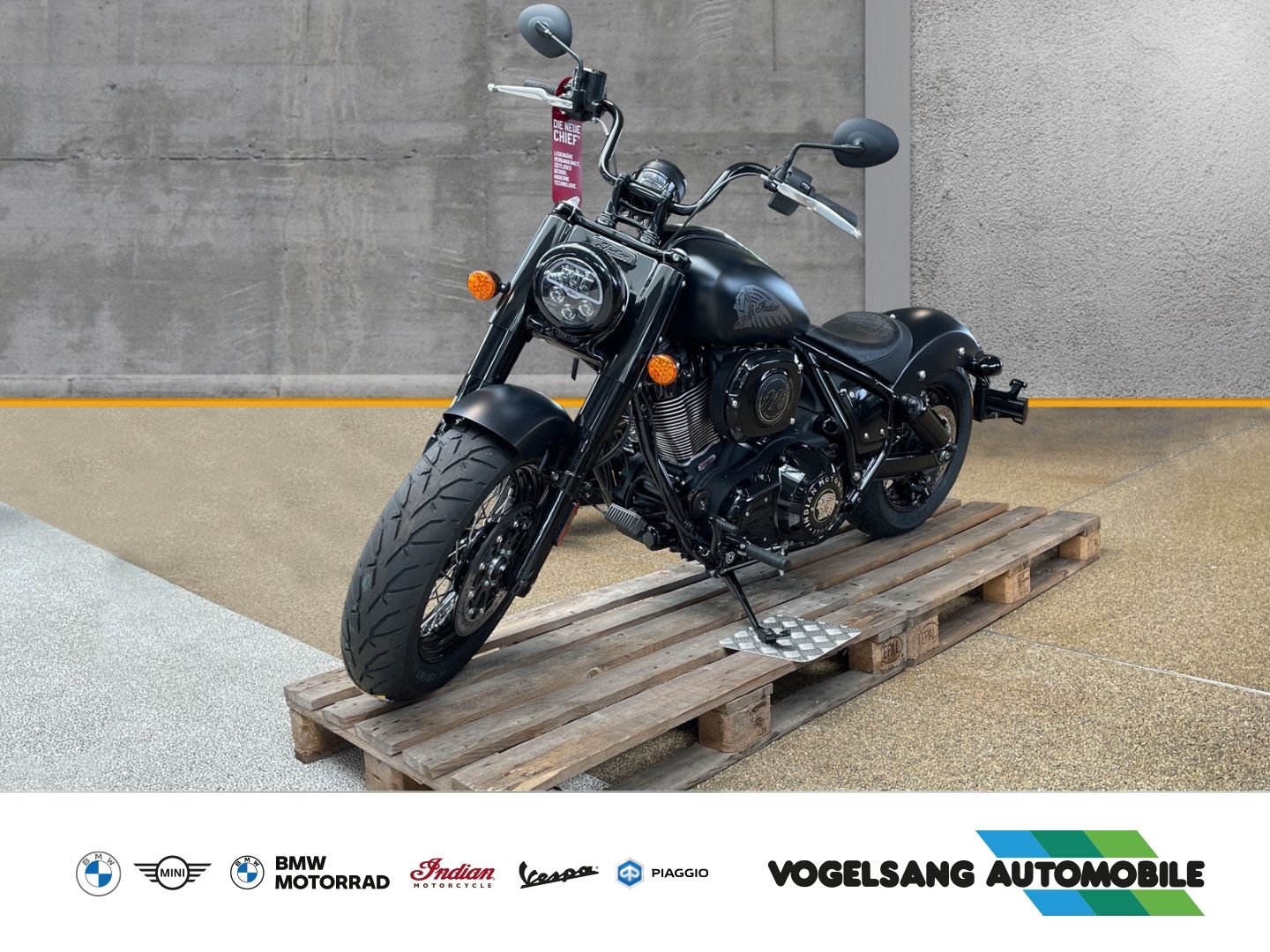Fahrzeugabbildung Indian Chief Bobber Dark Horse, TFT-Display, Keyless-Ri
