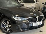 BMW 540d xDrive SAG/HUD/Laser/AHK/ParkAss/SportSitze - scheckheftgepflegte BMW 540