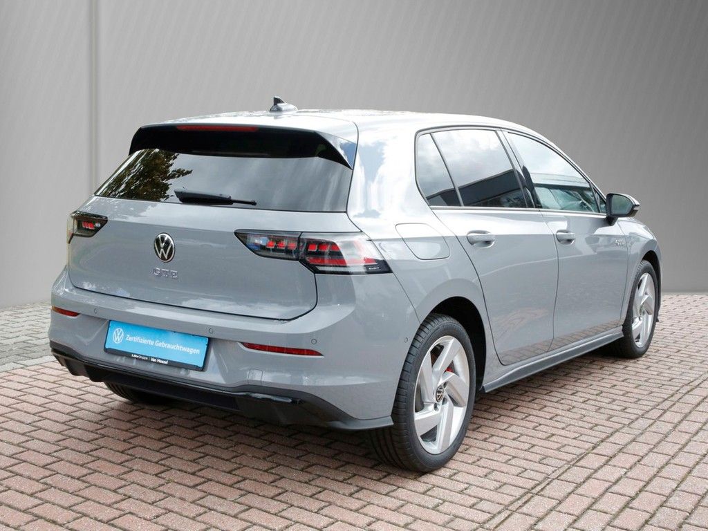 Volkswagen Golf VIII GTE 1.5 TSI eHybrid 200 kW Black Style foto 5