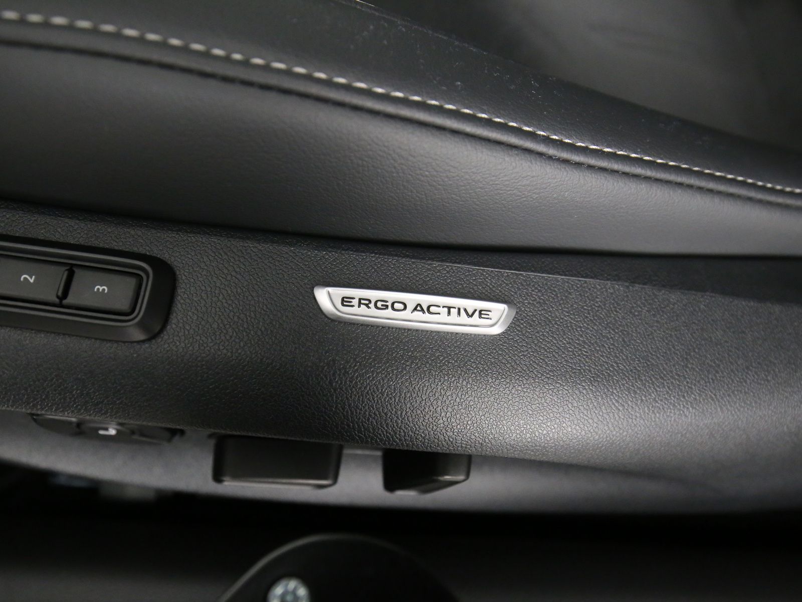 Volkswagen Passat Variant - Bild 24