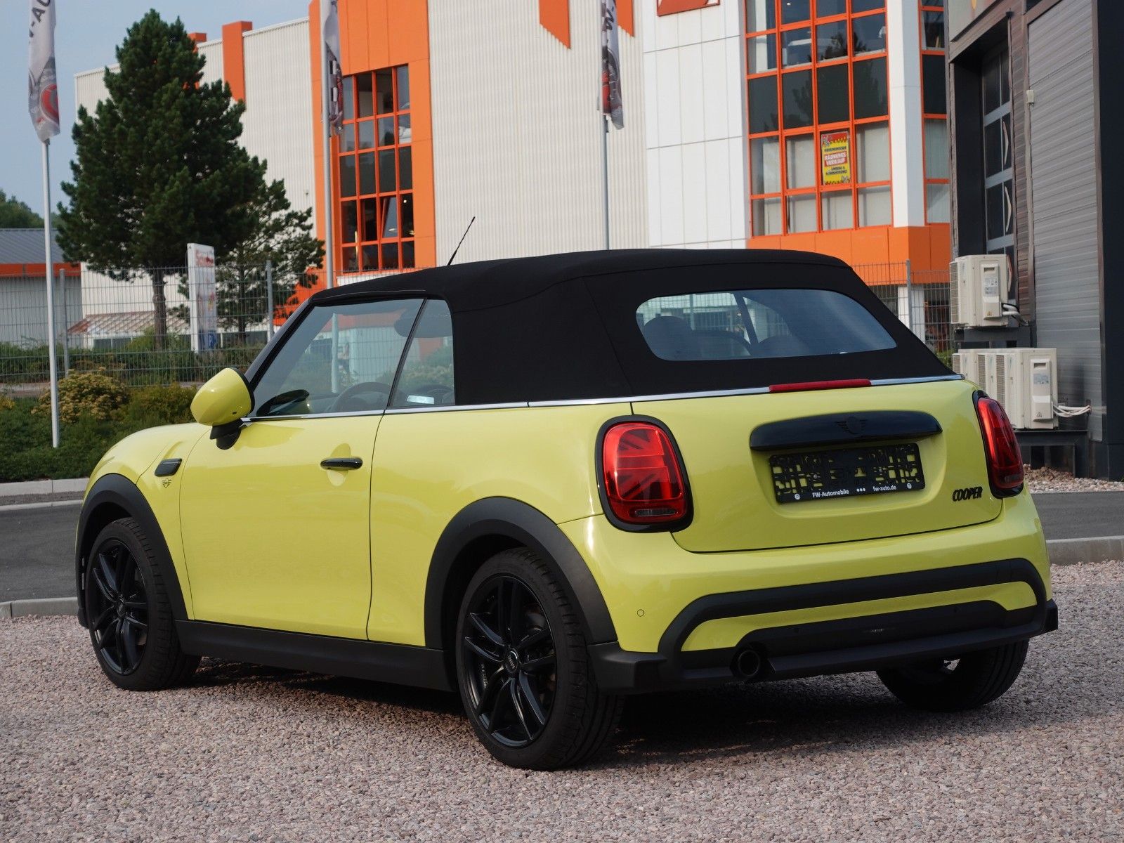 Fahrzeugabbildung MINI Cooper Cabrio Aut. I.Hd Navi CarPlay ZestyYellow