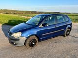 Volkswagen Polo 1.4 Automatik -behindertengerechter Umbau - Behindertengerechte Volkswagen Polo