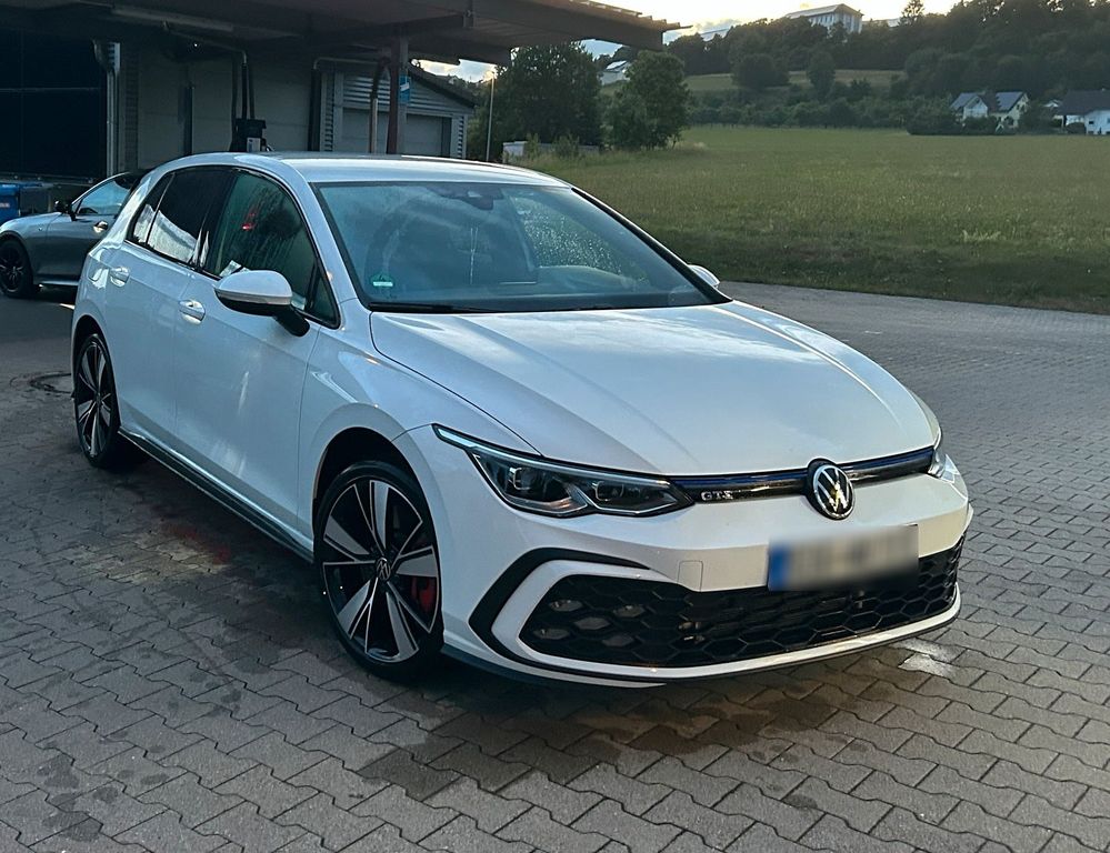 Image of Volkswagen Golf