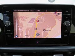 VW T-Roc 2.0 TDI Style DSG LED Nav Business Ahk Rfk VW T-Roc 2.0 TDI Style DSG LED Nav Business Ahk Rfk