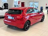 Mercedes-Benz A 180 1.6 BlueEfficency 2Style Kamera BI-Xenon - Mercedes-Benz A-Klasse: 2style
