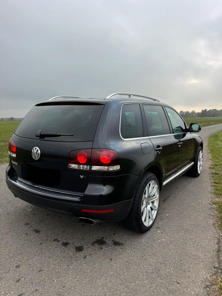 Volkswagen Touareg 2004 — photo 7