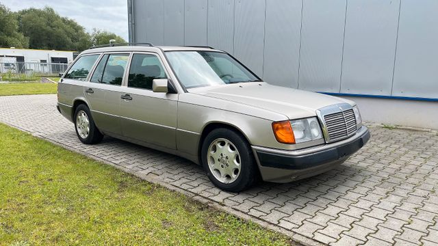 Mercedes-Benz 300 TE - 24 124 T