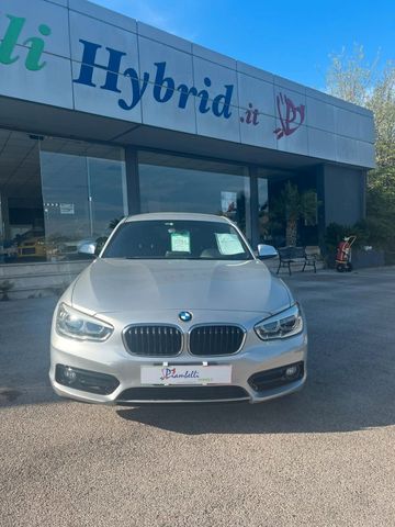 BMW Bmw 120d xDrive 5P Urban AUTOM.