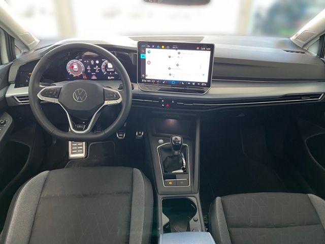 Fahrzeugabbildung Volkswagen Golf 1.5 TSI GOAL NAVI STANDHEIZUNG KAMERA