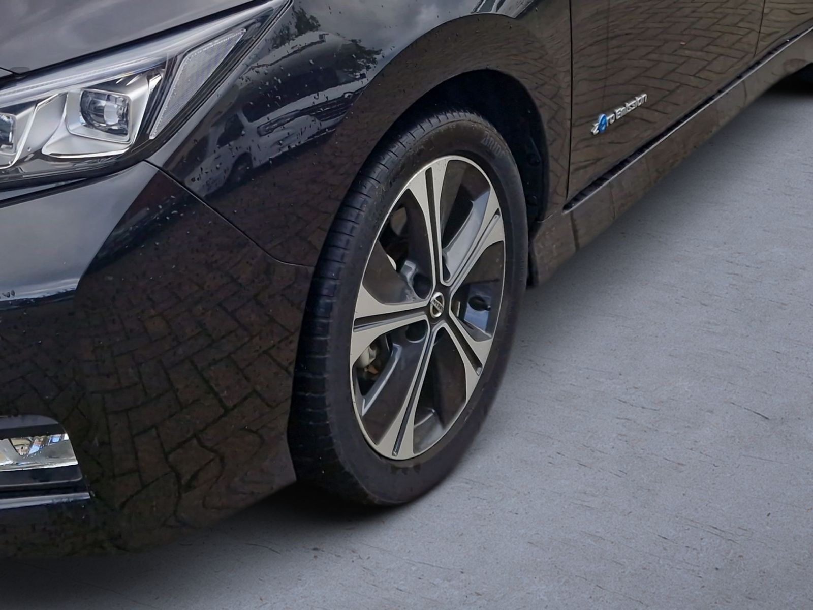 Fahrzeugabbildung Nissan Leaf Tekna 122 PS 40kWh *LED*NAVI*PROPILOT*DAB*S