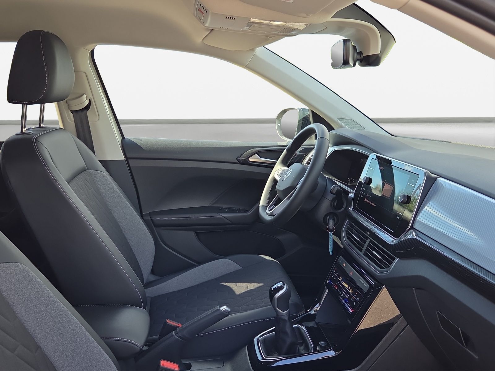 Volkswagen T-Cross - Bild 6