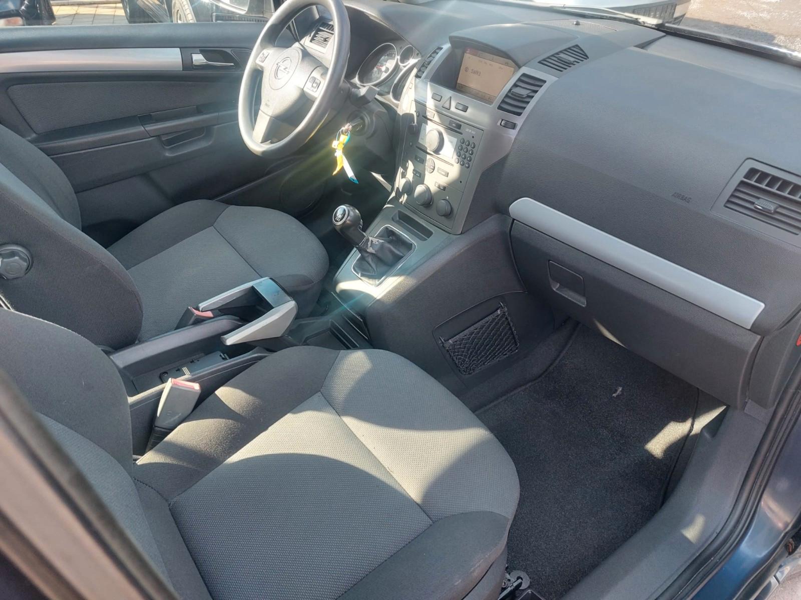 Opel Zafira 2007 — photo 10