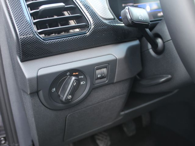 T-Cross 1,0 TSI Life SHZ*LED*PDC v&h*