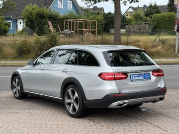Mercedes E 220 - 5