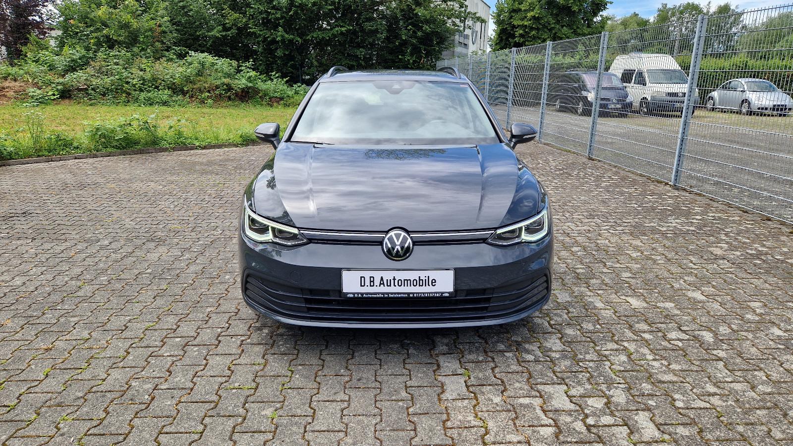 Volkswagen Golf 8 Var. 2.0 TDI 1.Hd Matrix ACC Navi DAB