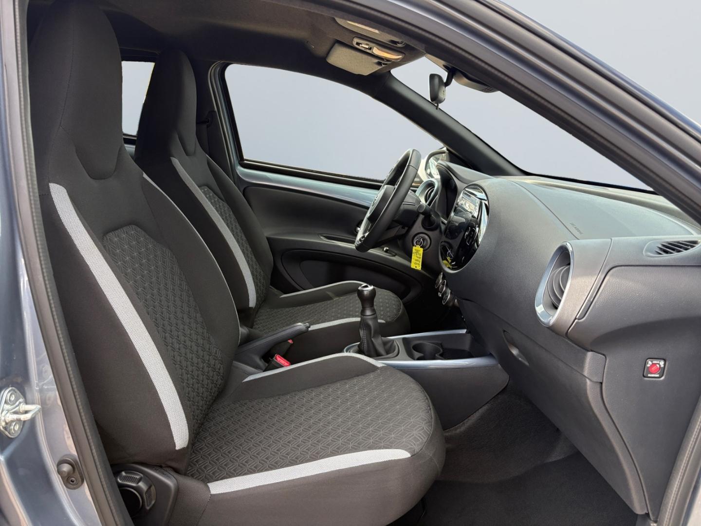 Toyota Aygo X Teamplayer *ACC*CarPlay*CAM*SHZ*Bi-Tone*, миниатюра 18