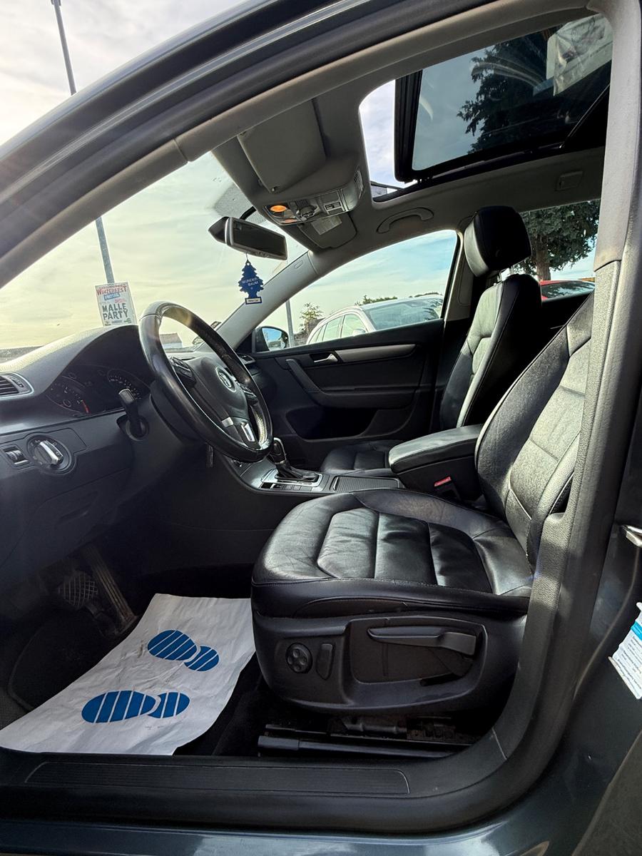 Volkswagen Passat 2014 — photo 16