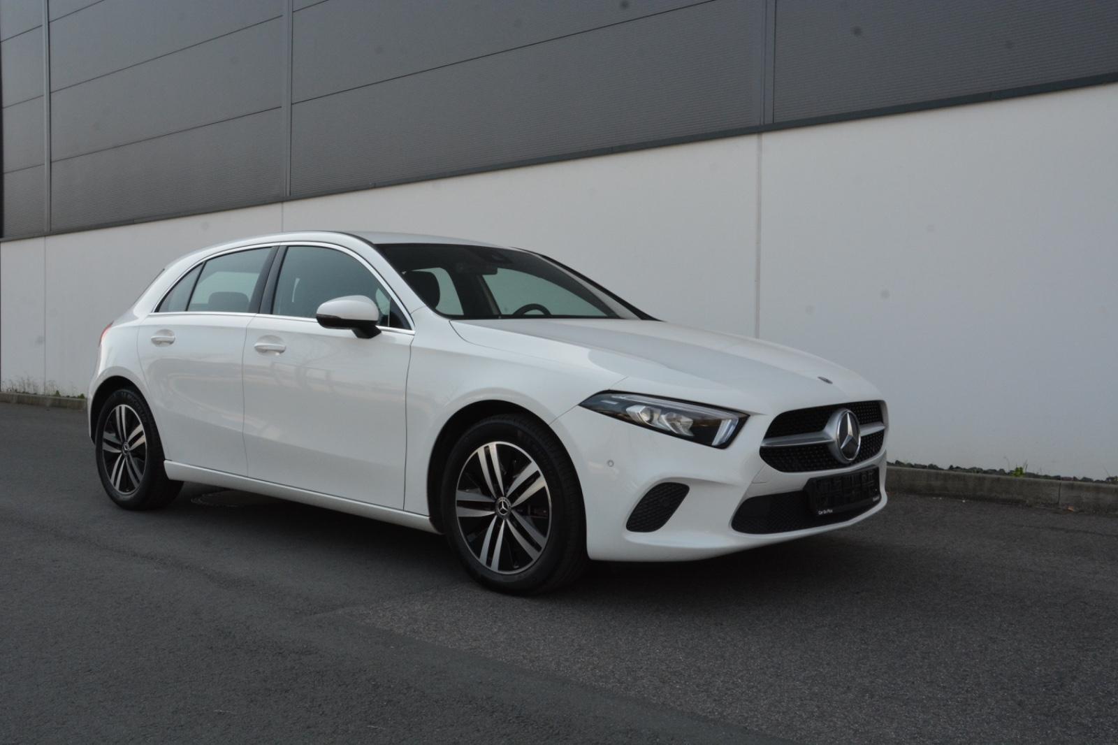 Mercedes-Benz A 250 DCT Automati Burmeister Spur Ambente