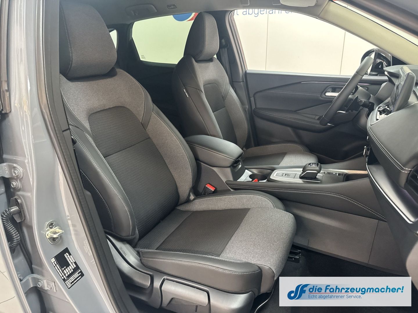 Fahrzeugabbildung Nissan Qashqai N-Connecta Navi 360 Kamera LED Apple Car