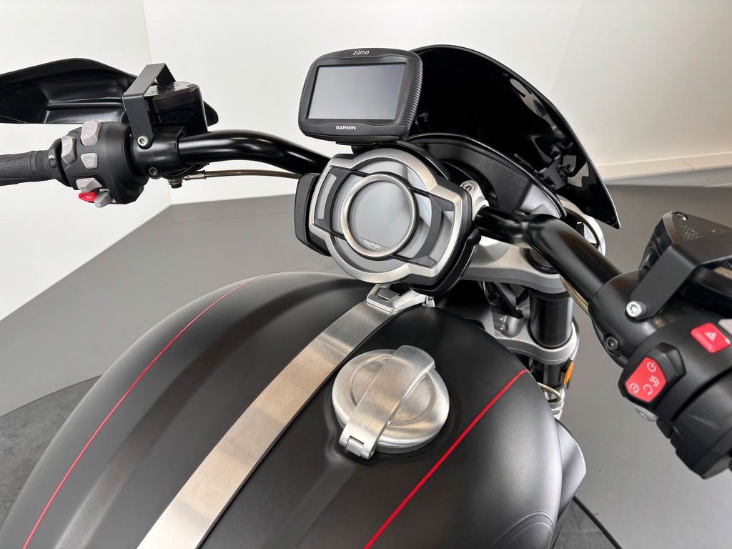 Fahrzeugabbildung Triumph ROCKET 3 GT *SEITL. KZH *TOP-ZUSTAND *2. HAND