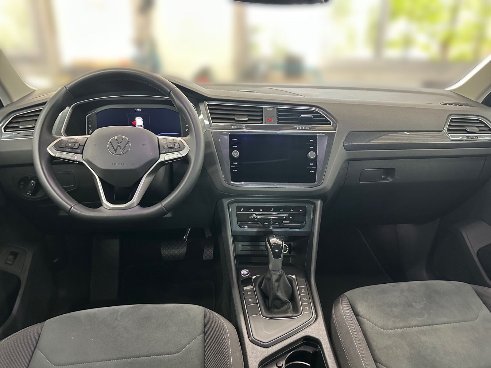 Volkswagen Tiguan - Bild 12
