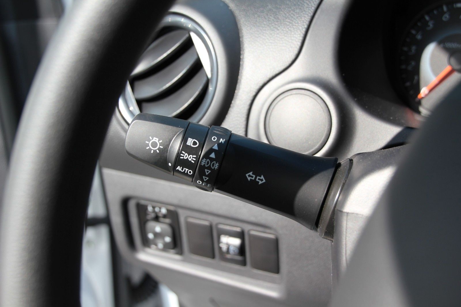Fahrzeugabbildung Mitsubishi Space Star Select