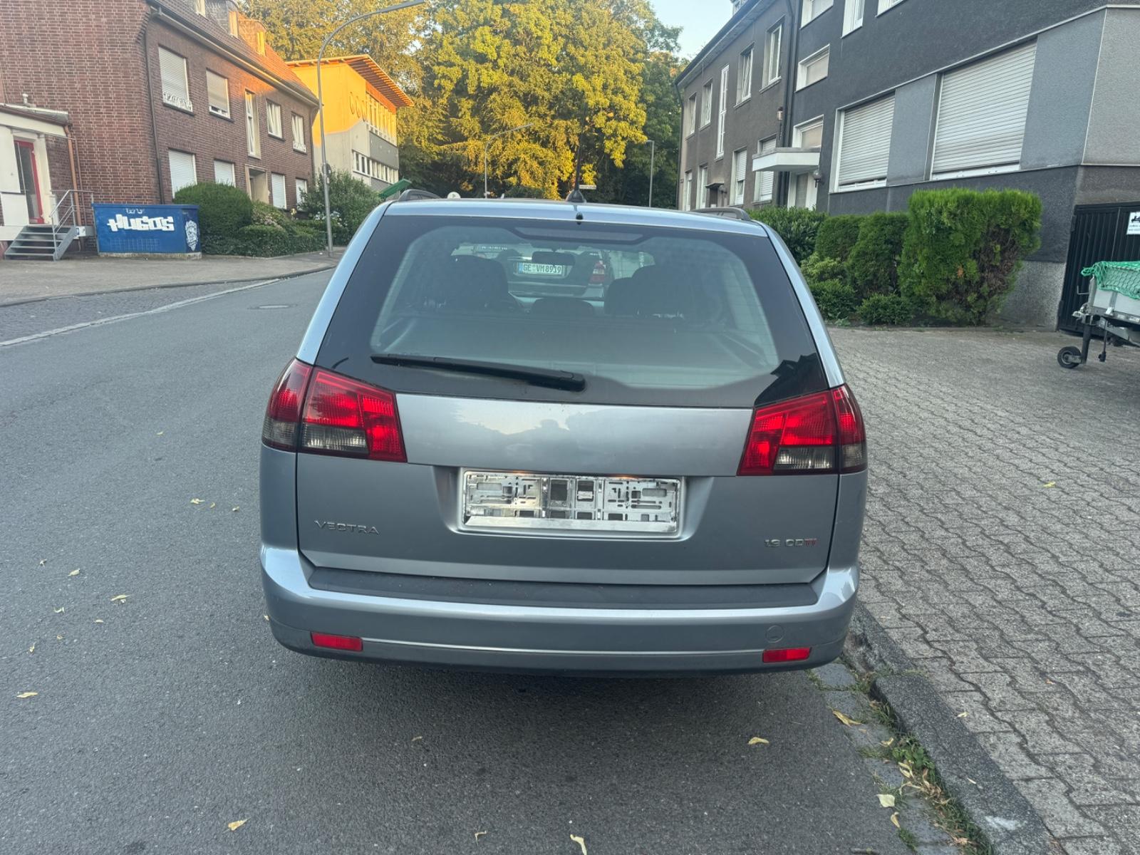 Opel Vectra 2005 — photo 6
