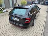 Skoda Octavia 2.0 TSI DSG RS Combi RS  TOP-Gepflegt - Skoda Octavia: Privatanbieter