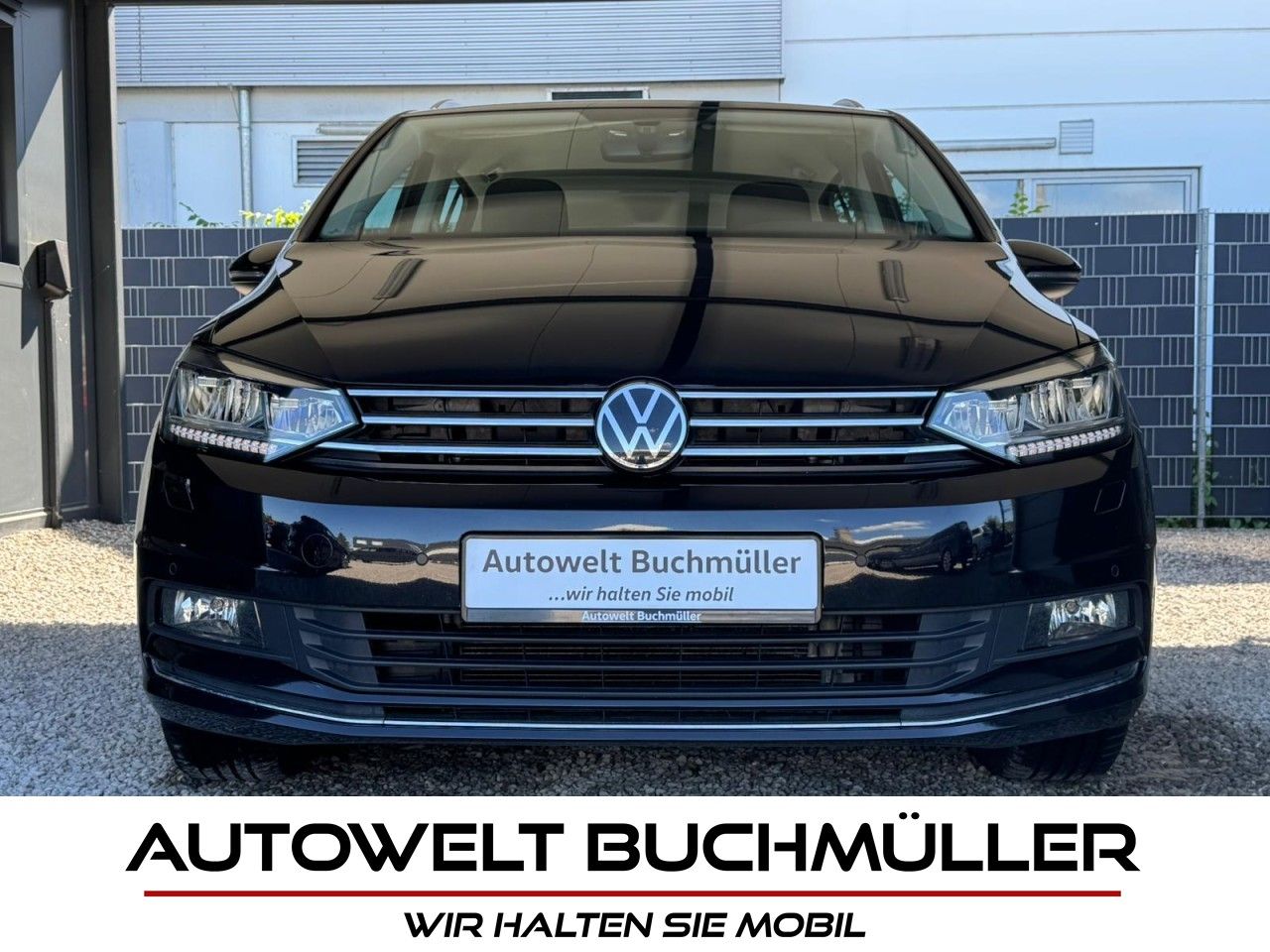 Gebrauchtwagen Volkswagen Touran Touran 2.0 TDI DSG,7-SITZER,LED,ACC,KAMERA,DAB in Nersingen