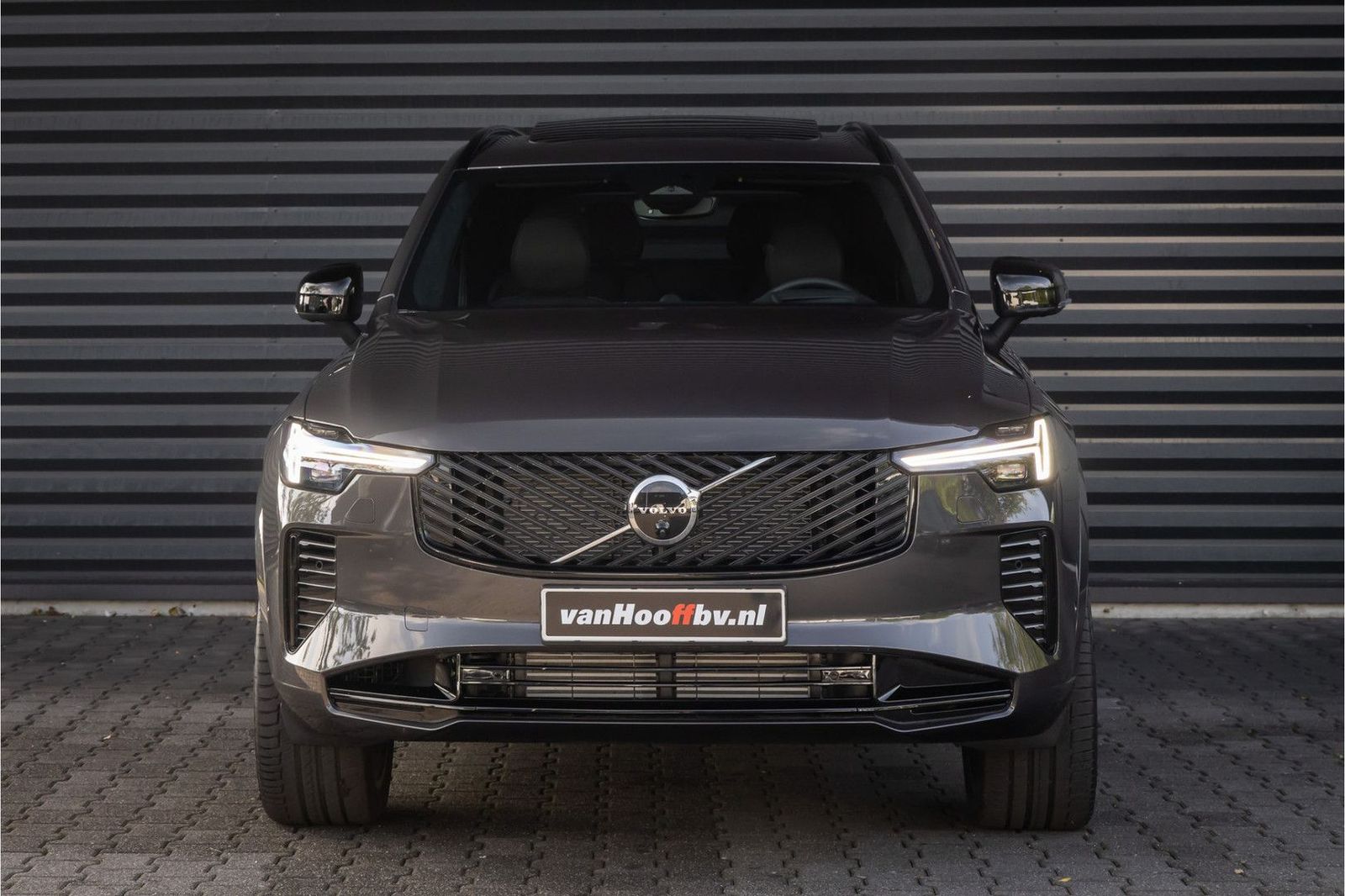 Volvo XC90 2.0 T8 Plug-in hybrid AWD Ultra Dark Bowers imagem 3