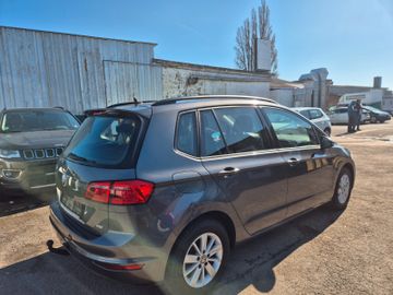 Volkswagen Golf - 9