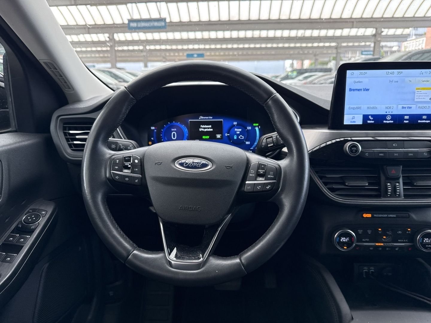 Fahrzeugabbildung Ford Kuga Plug-In Hybrid Titanium Hagelschaden AHK sc