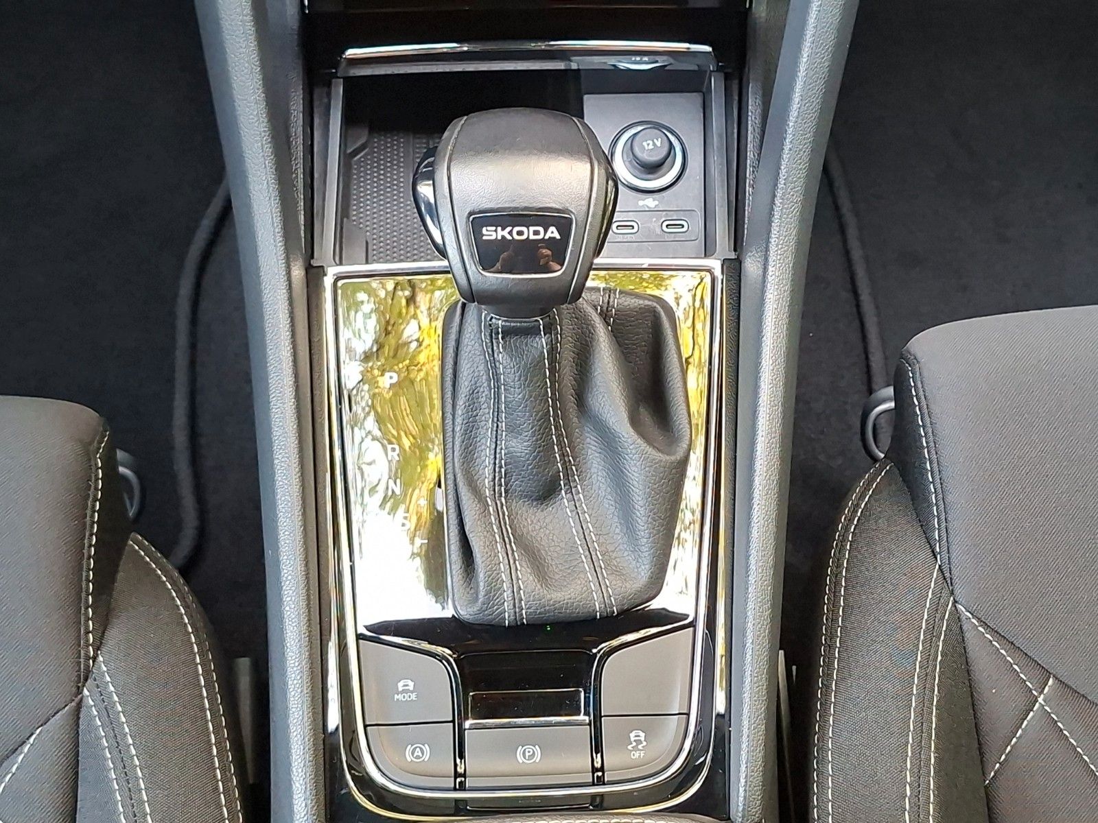 Fahrzeugabbildung SKODA Karoq Sportline*DSG*ViCo*PDC*Kamera*ACC**