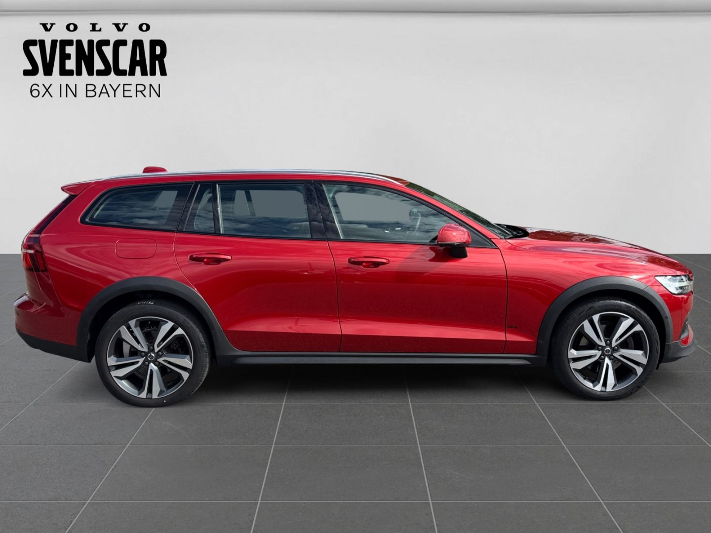 Volvo V60 Cross Country B4 Plus AWD StandHZG AHK-el. k foto 6