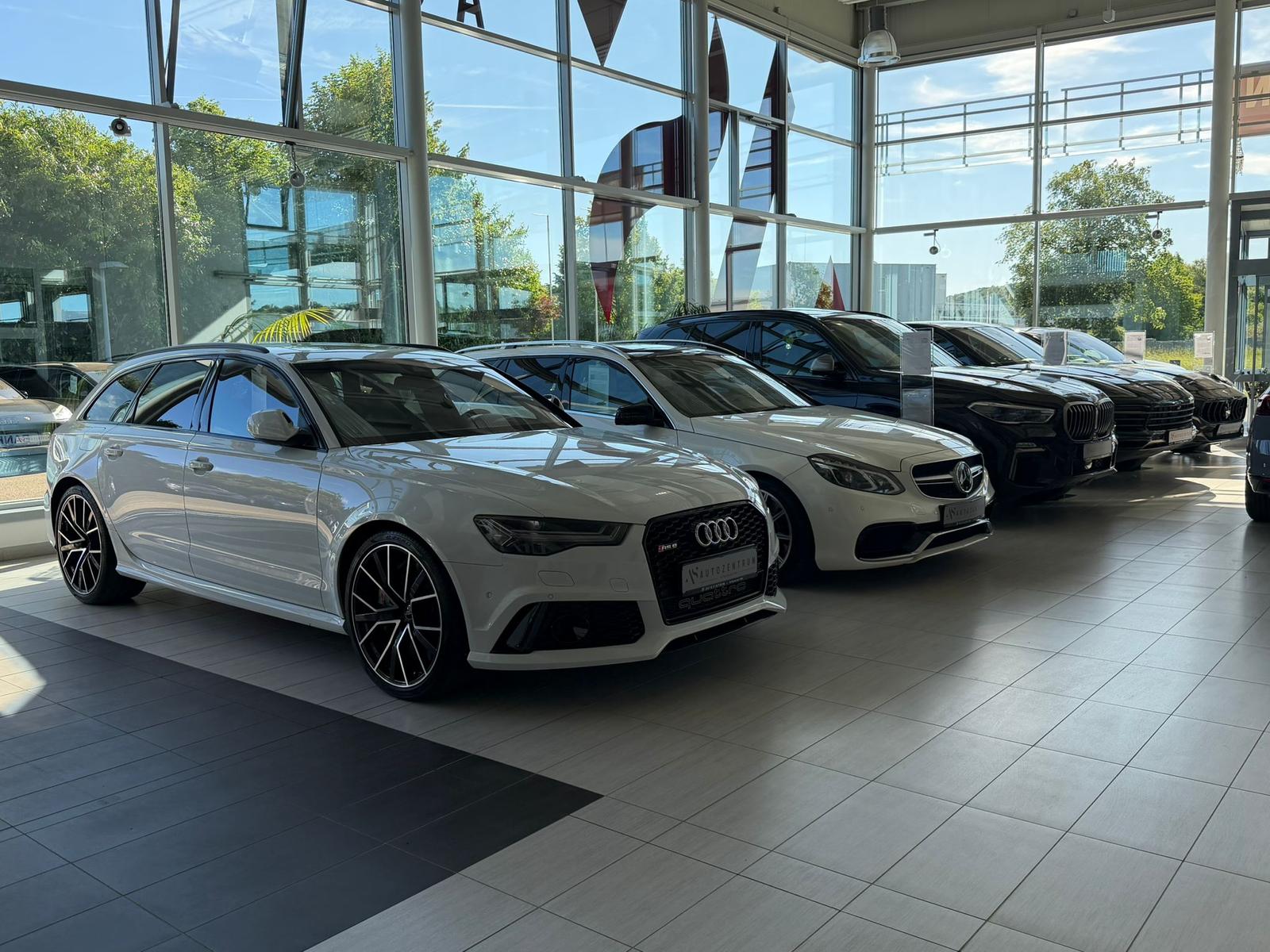 showroom-image-top