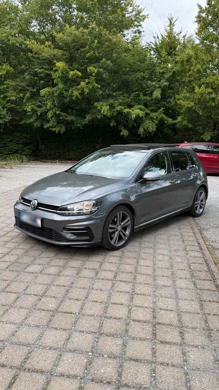 Image of Volkswagen Golf