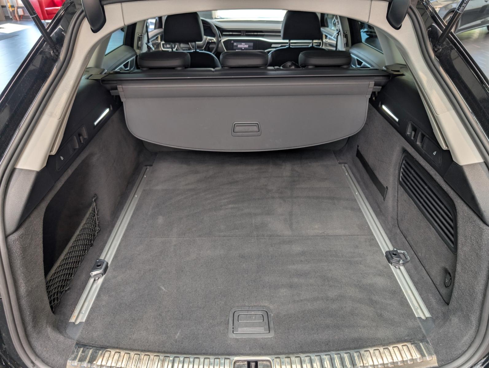 Audi A6 Avant 35 TDI S tronic design 8-fach