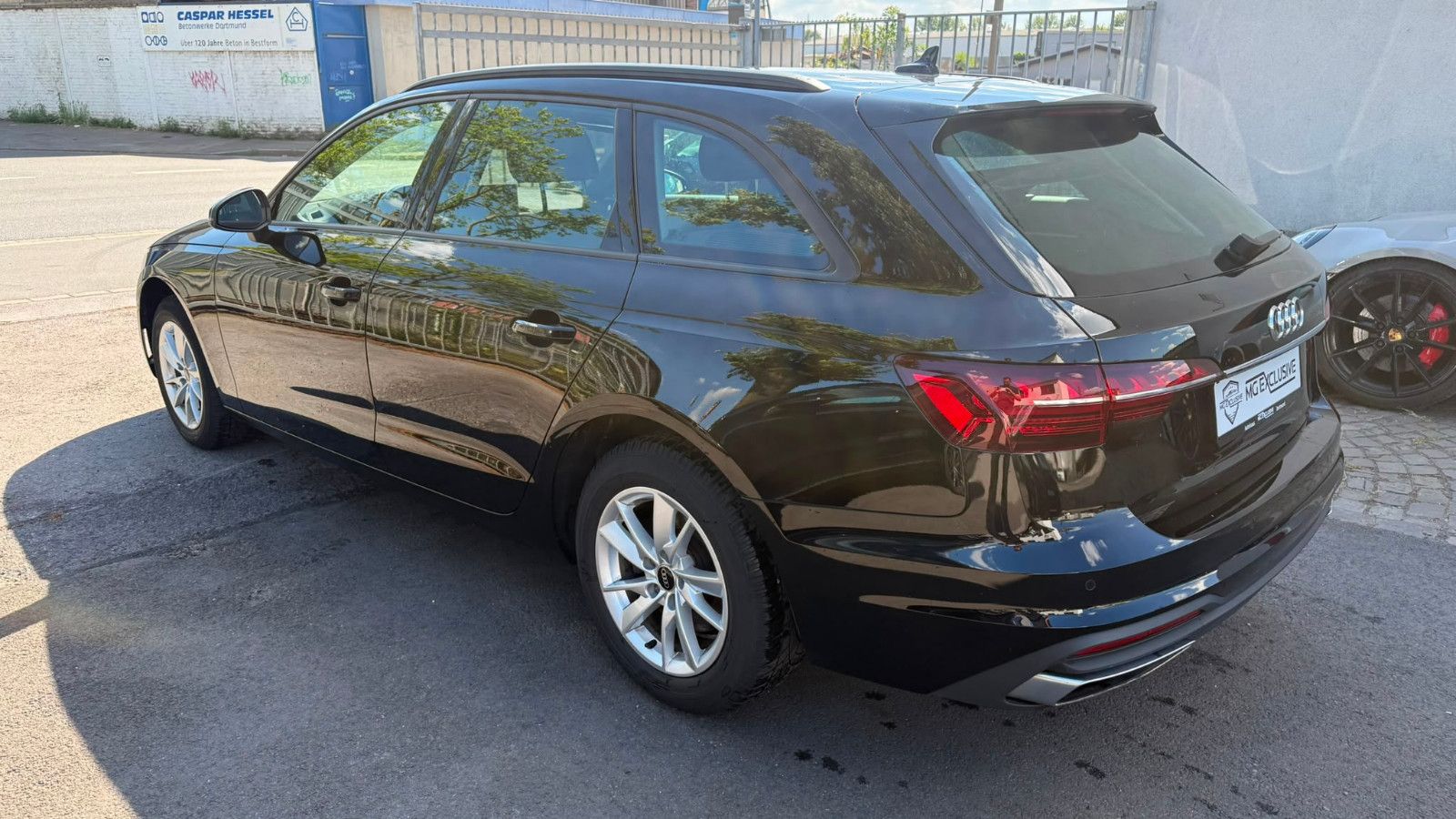 Fahrzeugabbildung Audi A4 Avant 35 TDI basis
