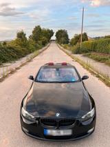 BMW 3 E93 330d - BMW 330 aus 2009: D