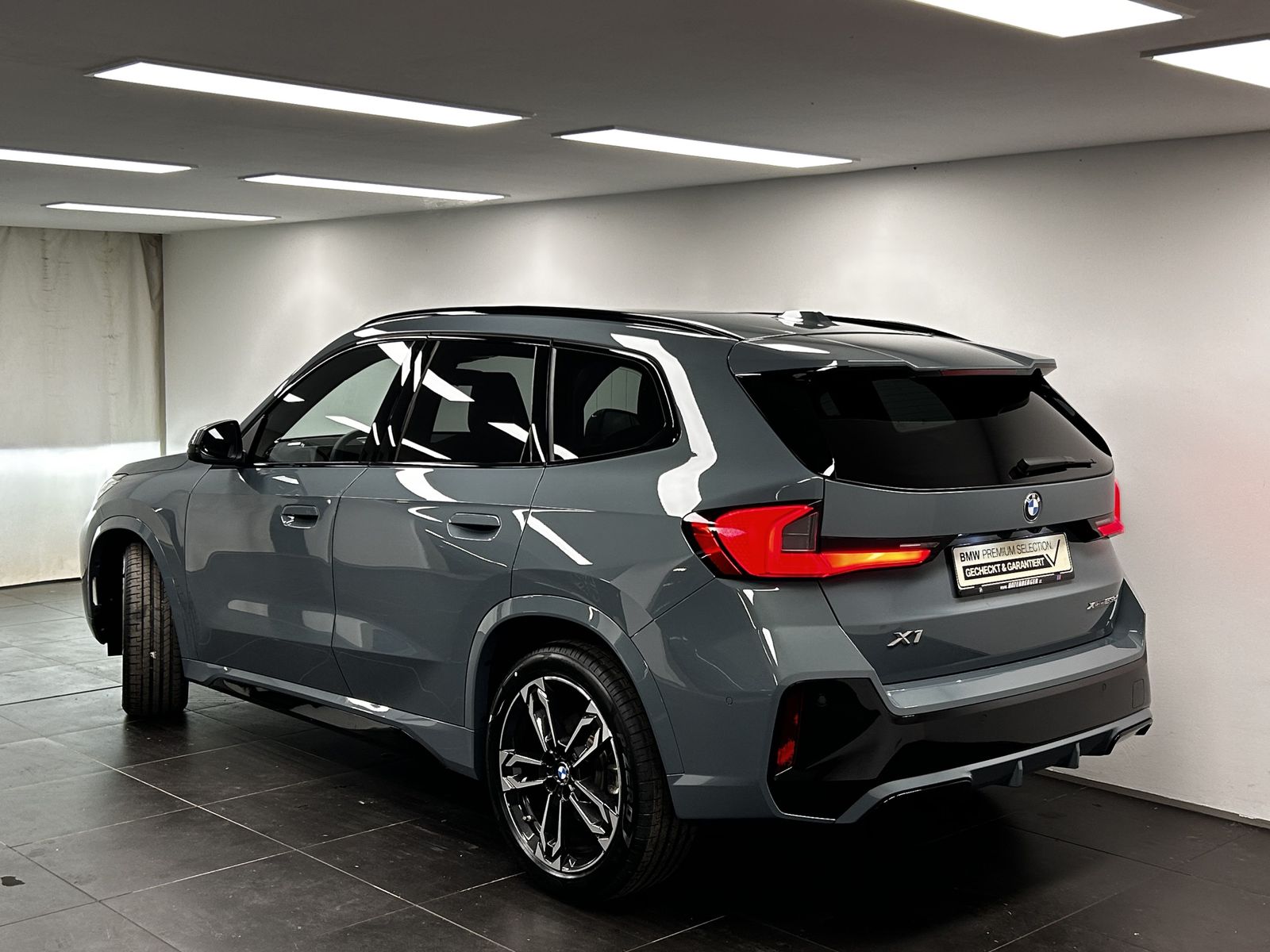 BMW X1 xDrive23d M Sportpaket Harman/Kardon Pano. AH imagem 3