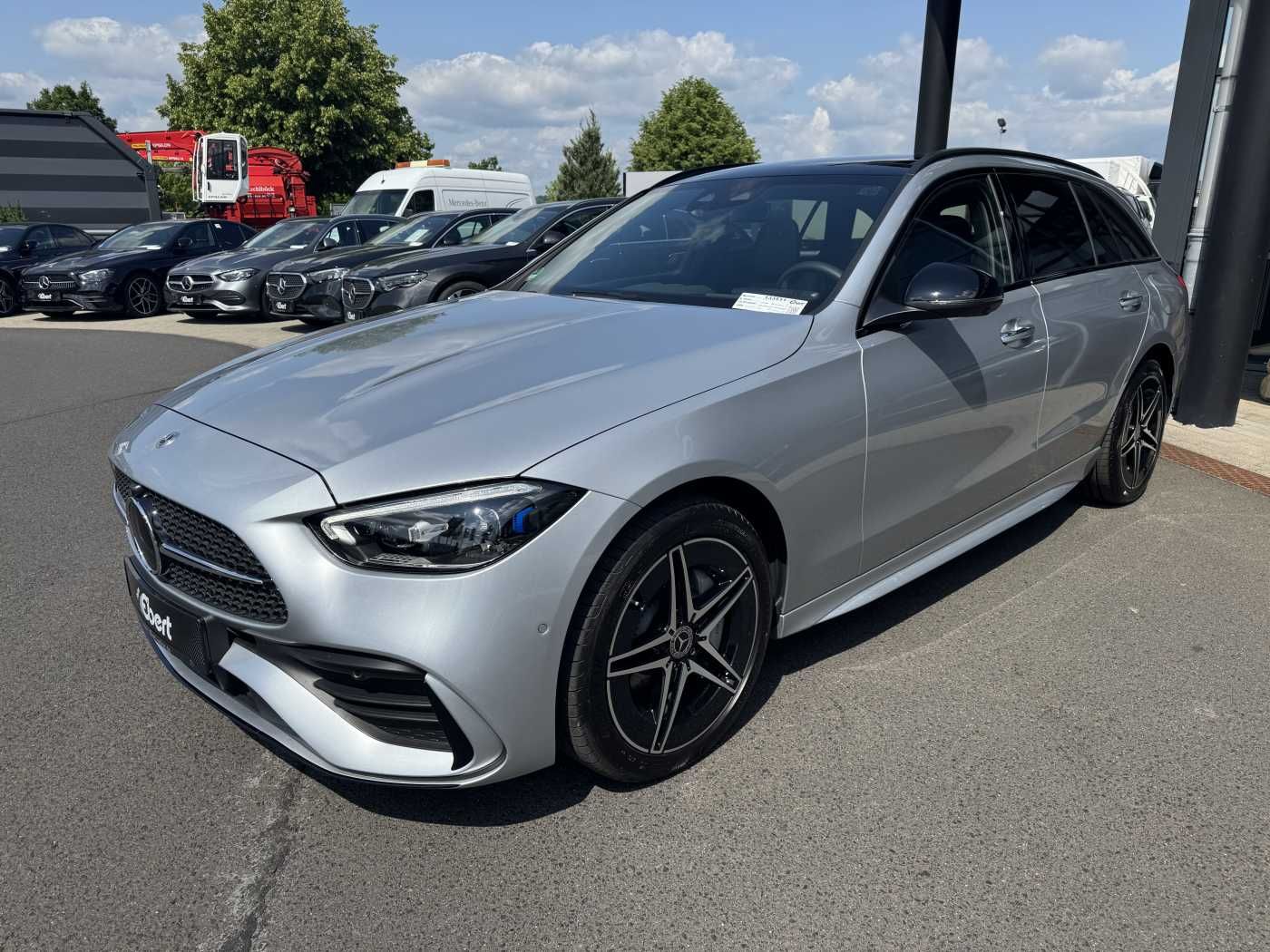 Fahrzeugabbildung Mercedes-Benz C 300de AMG+Pano+Burm+HUD+360+Digital+VOLL
