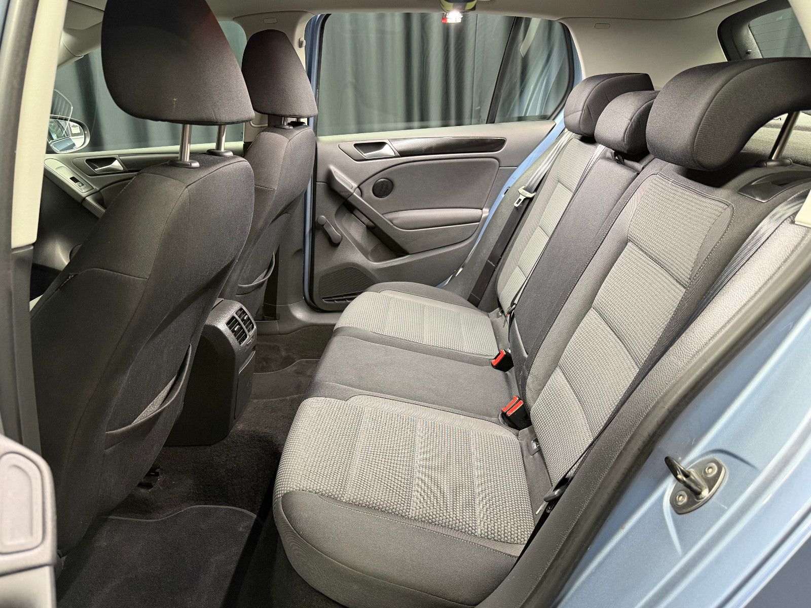 Fahrzeugabbildung Volkswagen Golf VI Comfortline |AHK|1.HAND