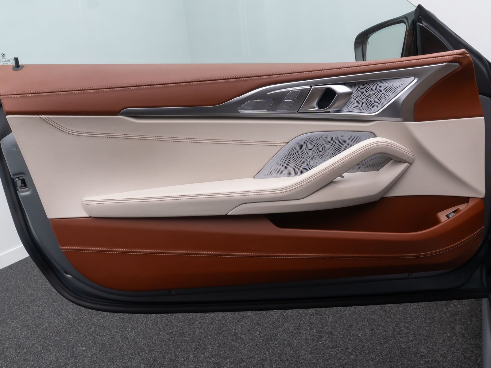 Fahrzeugabbildung BMW M850i xD Coup&eacute; B&W 360&deg;Laser DAB Individual Voll