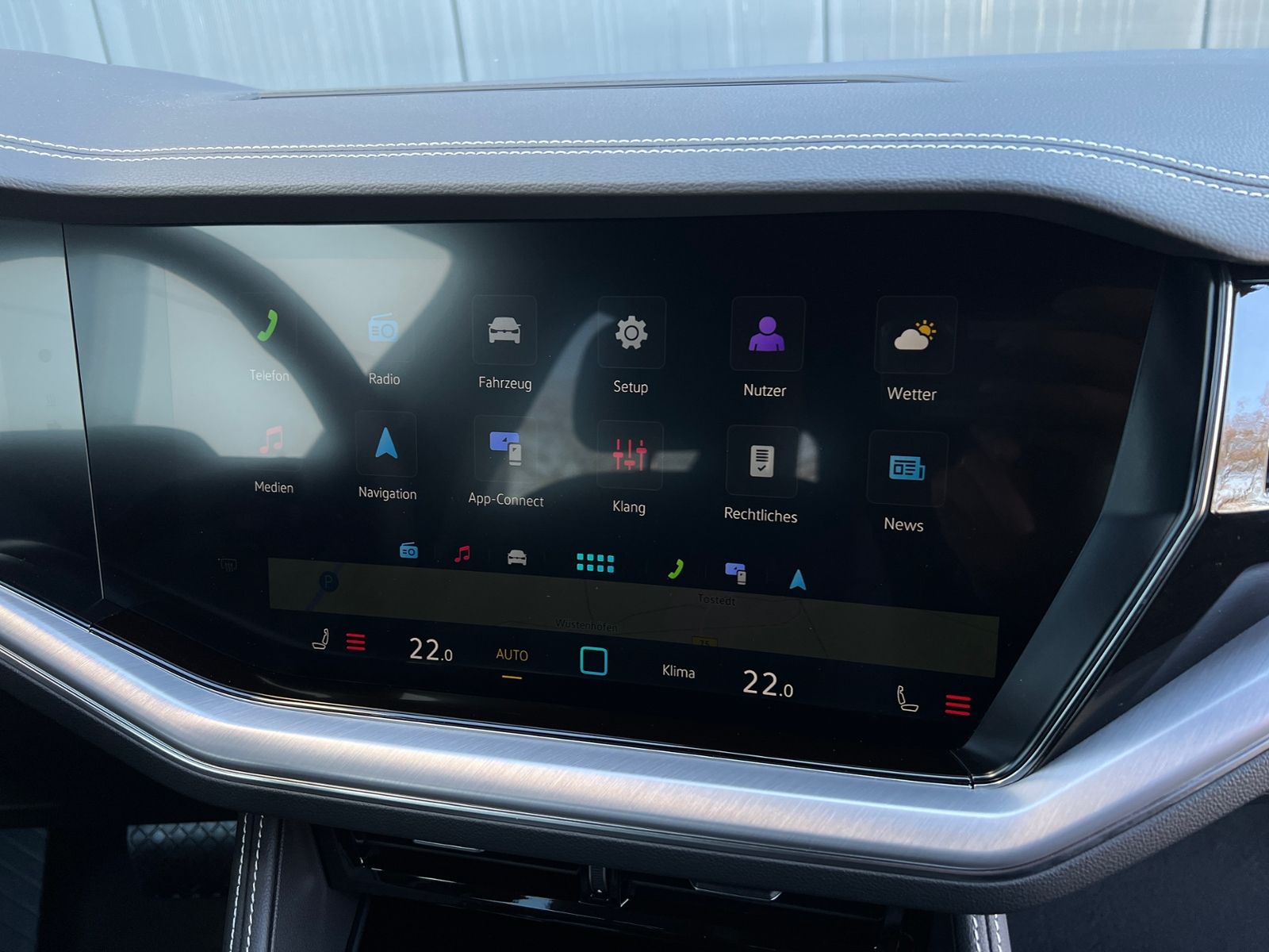 Fahrzeugabbildung Volkswagen Touareg 3.0 TDI 4MOTION *AHK, Luftfederung, 19*-