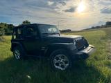 Jeep Wrangler 2.8l CRD Sahara Automatik Sahara - Jeep Wrangler mit Diesel-Antrieb: Automatik