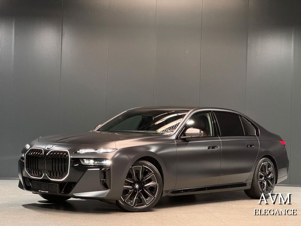 BMW 740